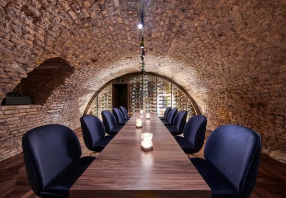 RENGINIAI ASTORIJA VYNO RŪSYJE