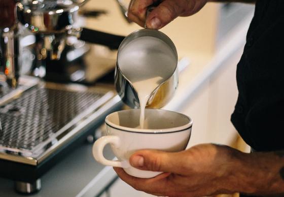 Kava, kavos aparatų nuoma renginiams, šventėms, biurams