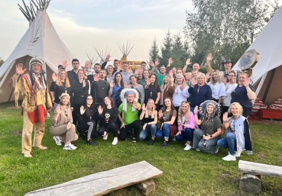 Pramogos kolektyvui Vinetu Kaime arba klientu pasirinktoje erdvėje