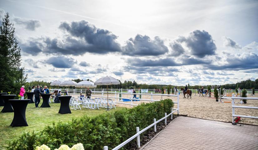 Horsburg Equestrian Club  - išskirtinė vieta renginiams šalia Vilniaus!