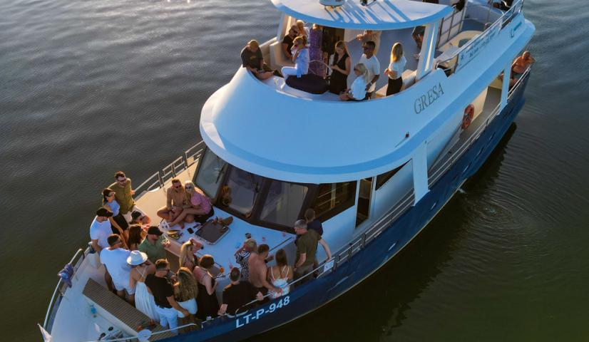 Gresa Laivai - Kuršių Nerijos pramoga!