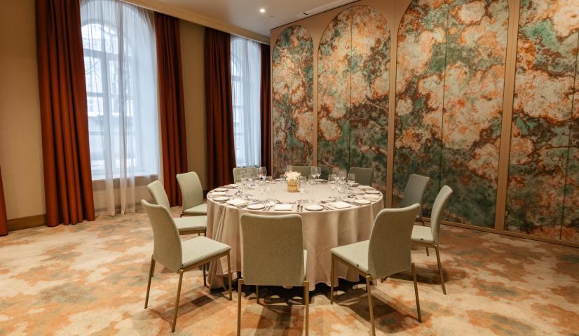 Grand Hotel Vilnius, Curio Collection by Hilton